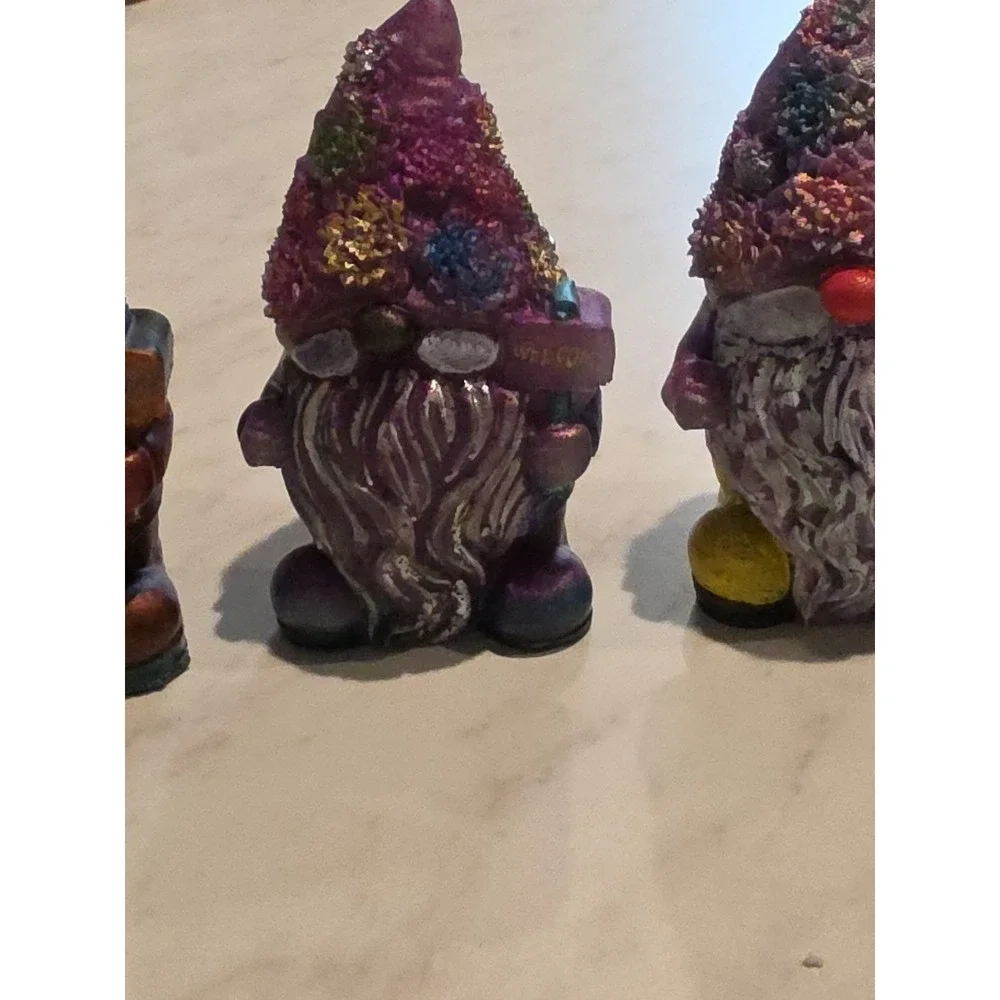 Handmade Resin Small Gnome.‎ Price Is For One Gnome